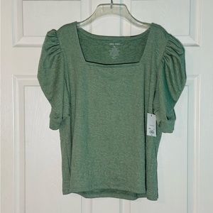 NWT green ruffle sleeve square neck crop tee